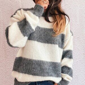 Striped Contrast Long Sleeve Sweater